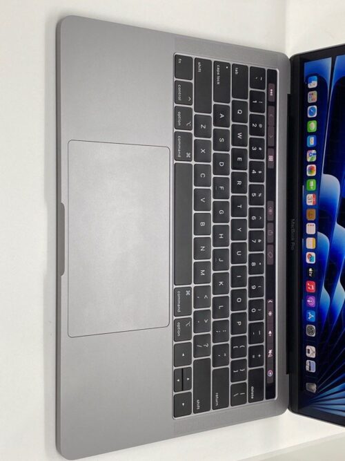 MacBook Pro A1989 13.3inch - i7-8569U 2.80 GHZ / 16 GB / 256 GB - 2019